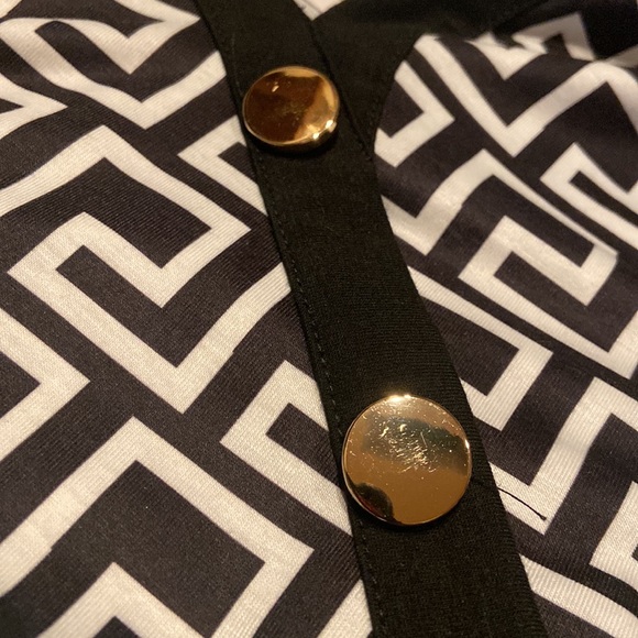 Black & White Long Sleeve Size L Top NWT - Picture 8 of 8